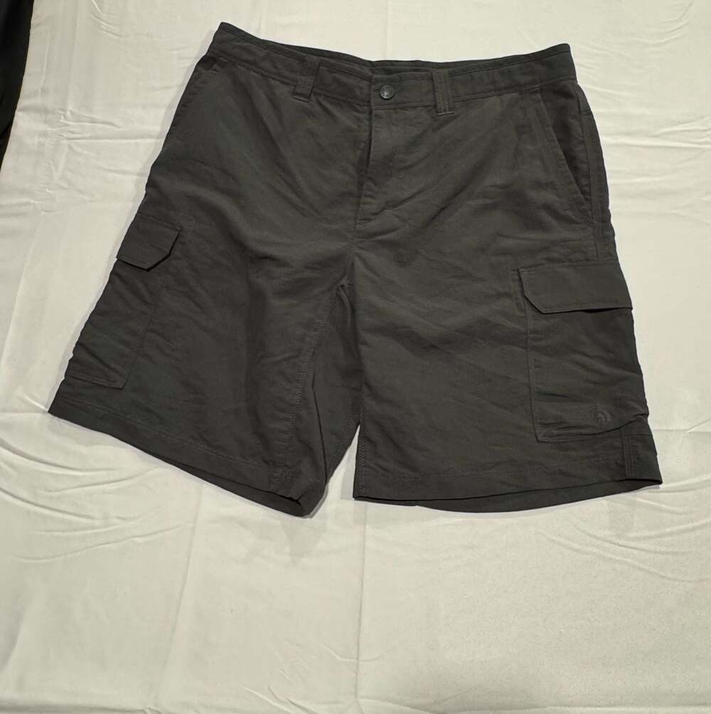 The North Face Paramount Cargo Shorts Size 36 Charcoal Grey Hiking